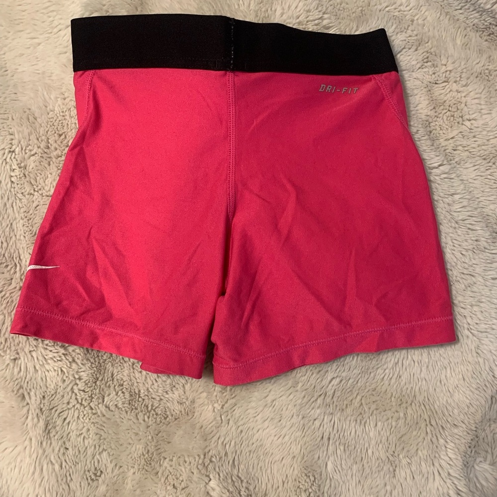 Nike Pros - Picture 4 of 4